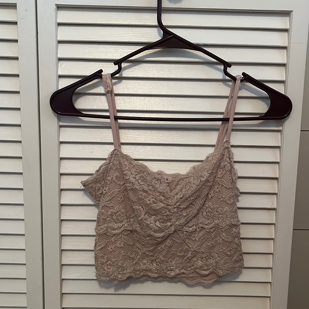 Garage baby pink lace tank top!!